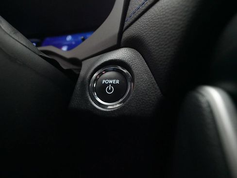 Used 2025 Toyota RAV4 SE AWD/4WD image 30