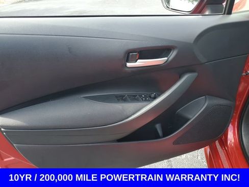 Used 2021 Toyota Corolla LE FWD image 10