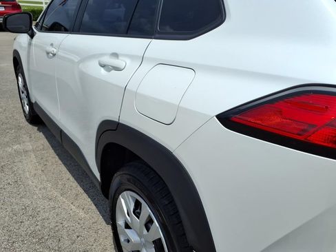 Used 2024 Toyota Corolla Cross L FWD image 15