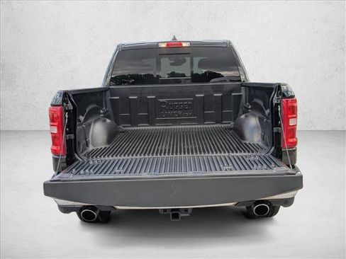 Used 2025 RAM 1500 Big Horn AWD/4WD image 7