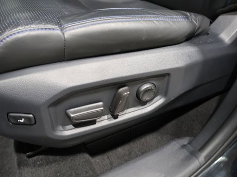 Used 2023 Toyota Tundra Platinum image 12