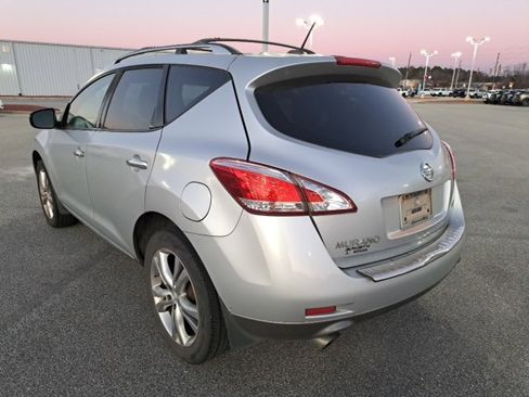 Used 2011 Nissan Murano LE w/ Navigation Pkg image 8