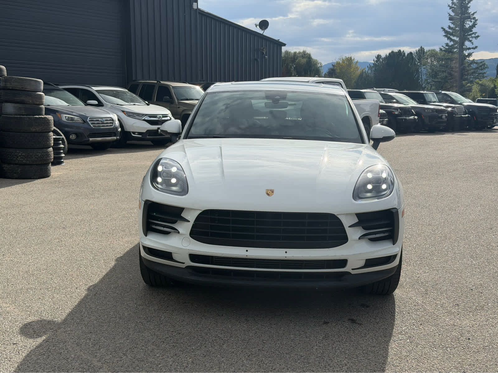 Used 2019 Porsche Macan AWD/4WD image 4