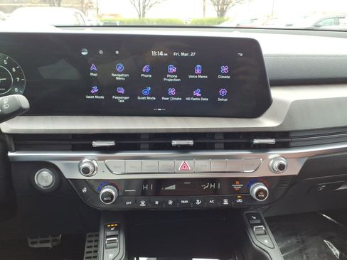 Used 2024 Kia Telluride SX Prestige image 11