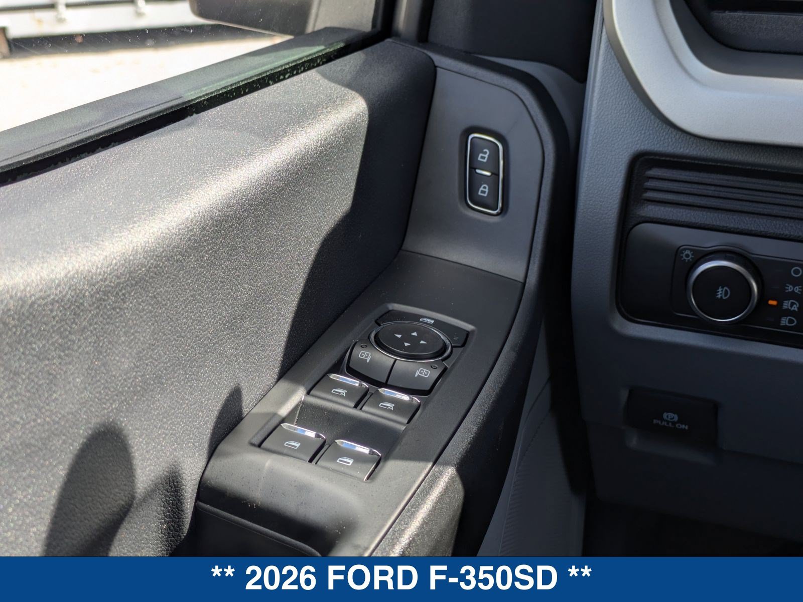 New 2026 Ford F350 XL w/ XL Chrome Package RWD image 28