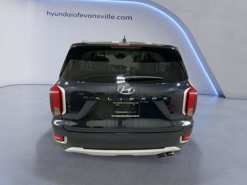 Used 2020 Hyundai Palisade SEL w/ Premium Package FWD image 3
