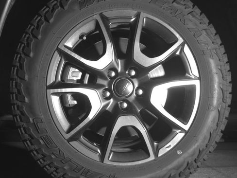 Used 2025 Jeep Compass Trailhawk image 12