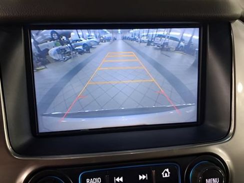 Used 2015 Chevrolet Suburban LTZ AWD/4WD image 25