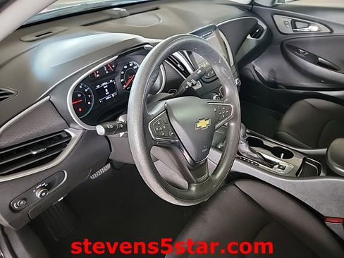Used 2023 Chevrolet Malibu LS FWD image 12