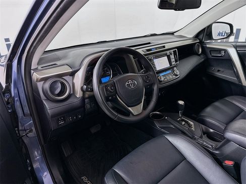 Used 2013 Toyota RAV4 Limited image 9