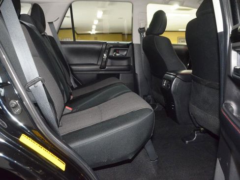 Used 2016 Toyota 4Runner Trail AWD/4WD image 27