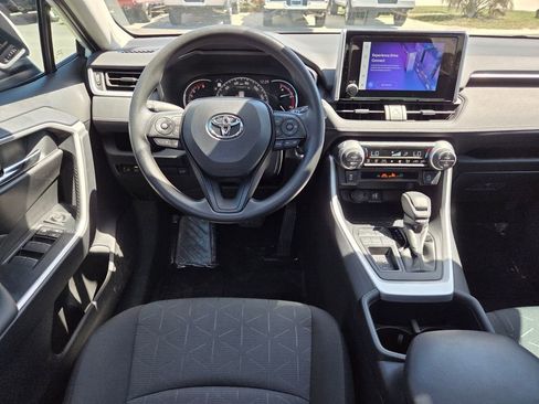 Used 2025 Toyota RAV4 XLE w/ Convenience Package image 21