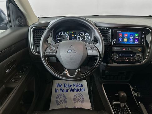 Used 2017 Mitsubishi Outlander SEL FWD image 21
