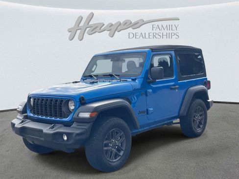 Used 2024 Jeep Wrangler Sport S image 30