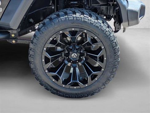 Used 2020 Jeep Wrangler Unlimited Sport S AWD/4WD image 23