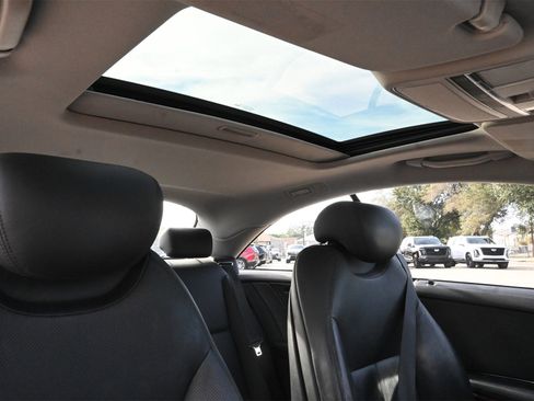 Used 2012 Mercedes-Benz CL 550 CL 550 image 21