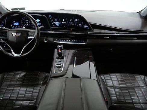 Used 2023 Cadillac Escalade ESV Premium Luxury Platinum AWD/4WD image 10