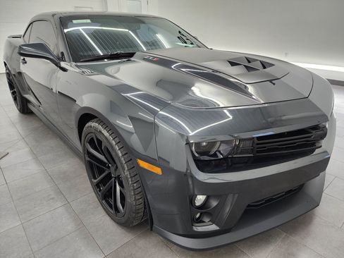 Used 2012 Chevrolet Camaro ZL1 RWD image 2