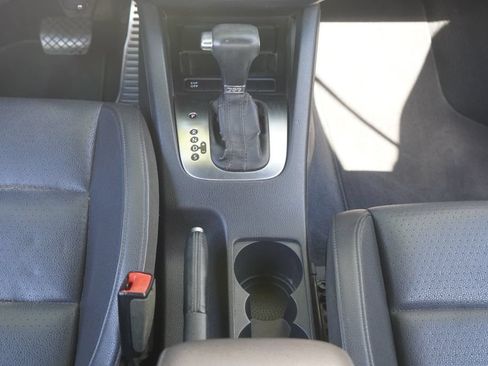 Used 2009 Volkswagen Eos Komfort FWD image 15