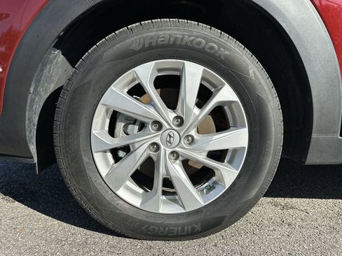 Used 2019 Hyundai Tucson SE FWD image 14