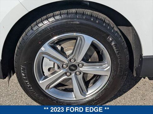 Certified 2023 Ford Edge SEL AWD/4WD image 9