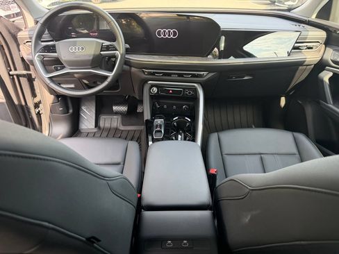 Used 2025 Audi Q5 Premium Plus w/ Premium Plus AWD/4WD image 17