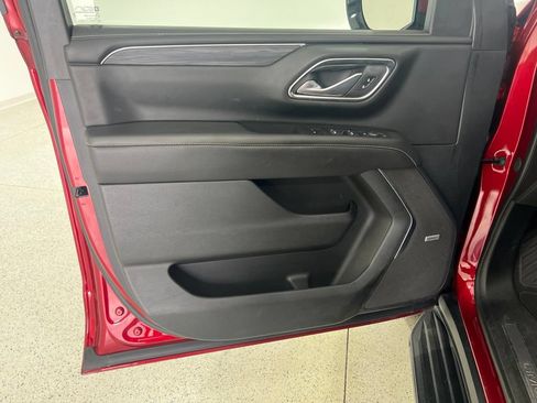 Used 2024 GMC Yukon SLT RWD image 20
