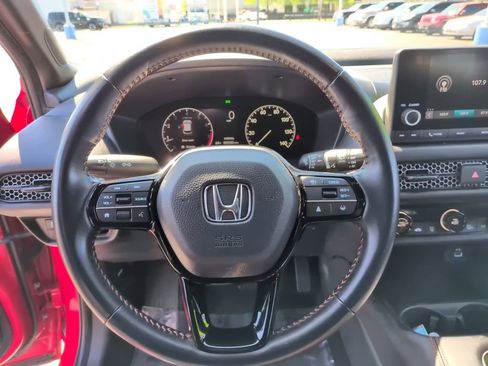 Used 2025 Honda HR-V Sport image 23