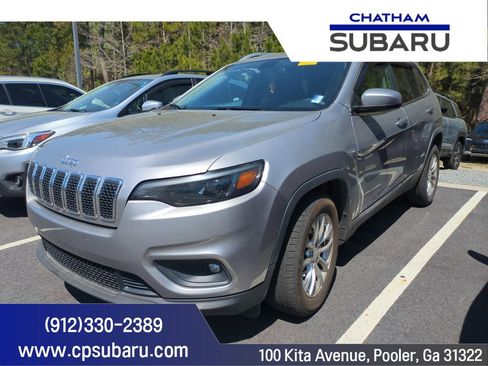 Used 2019 Jeep Cherokee Latitude w/ Popular Appearance Group image 1