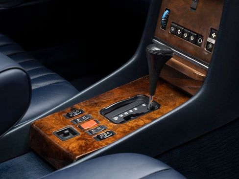 Used 1988 Mercedes-Benz 560 SL image 33