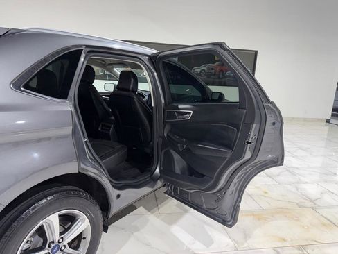 Used 2022 Ford Edge SEL w/ Convenience Package image 15