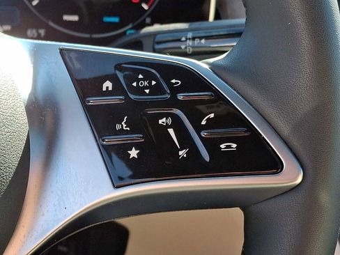 Used 2026 Mercedes-Benz GLC 300 4MATIC image 19