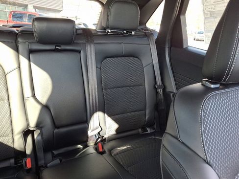 New 2026 Ford Escape SE image 18