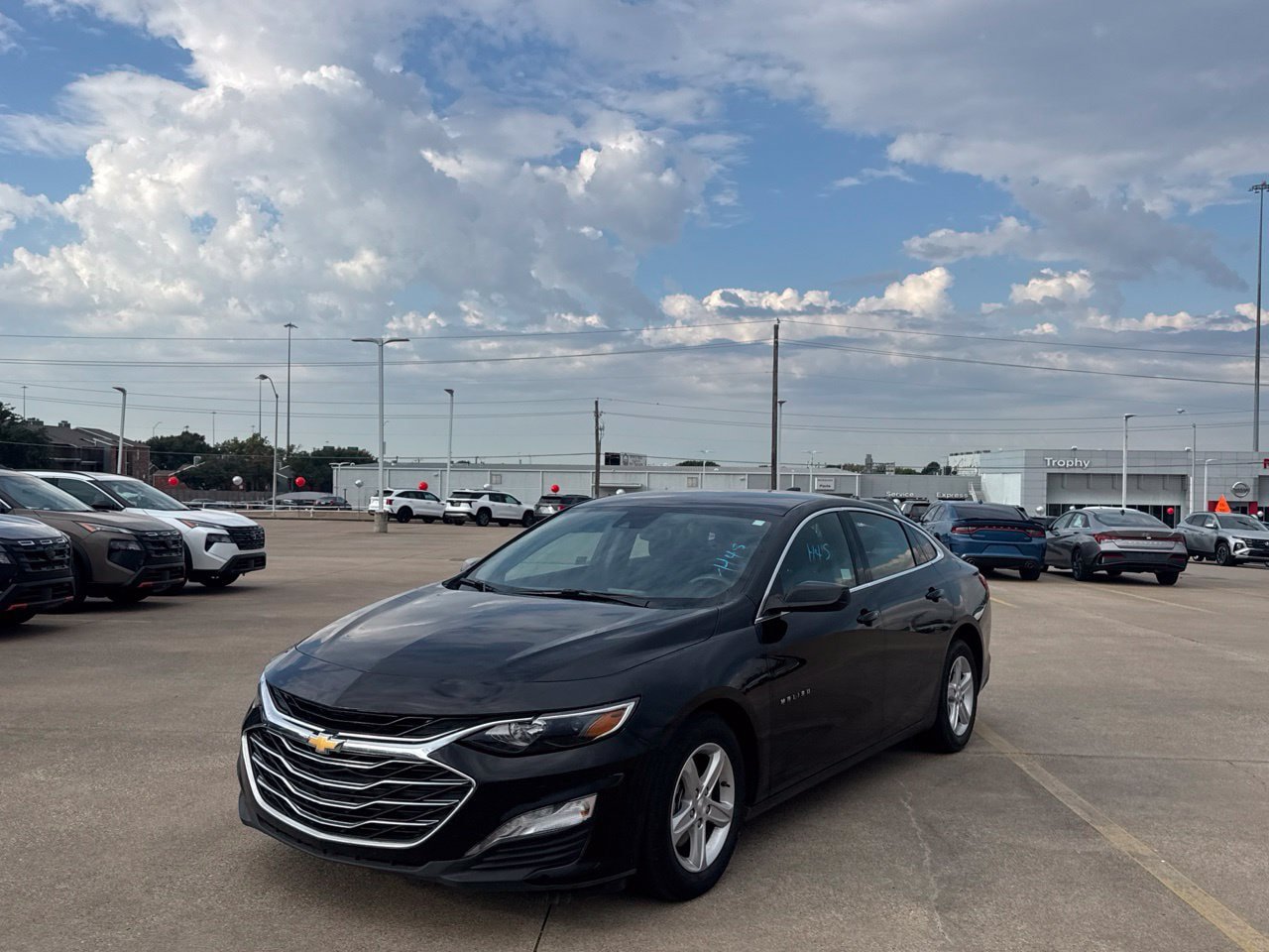Used 2025 Chevrolet Malibu LT FWD image 9
