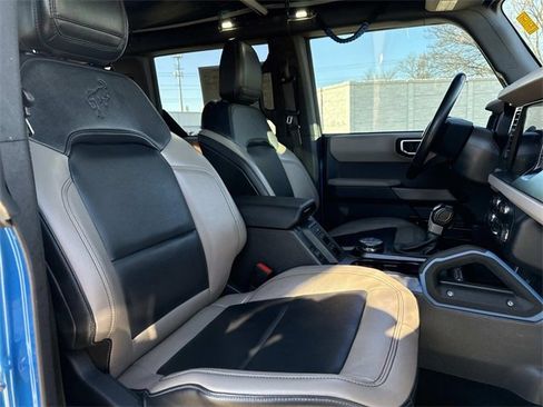 Used 2021 Ford Bronco Wildtrak image 8