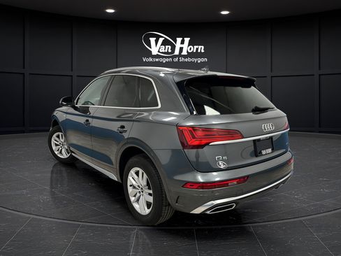Used 2022 Audi Q5 2.0T Premium w/ Convenience Package AWD/4WD image 5