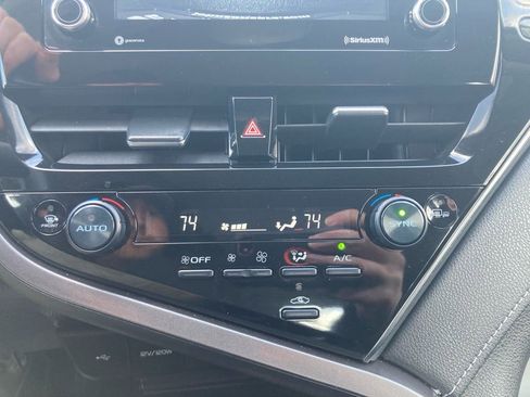 Used 2023 Toyota Camry SE image 17