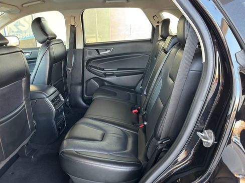 Used 2022 Ford Edge Titanium w/ Equipment Group 301A image 23