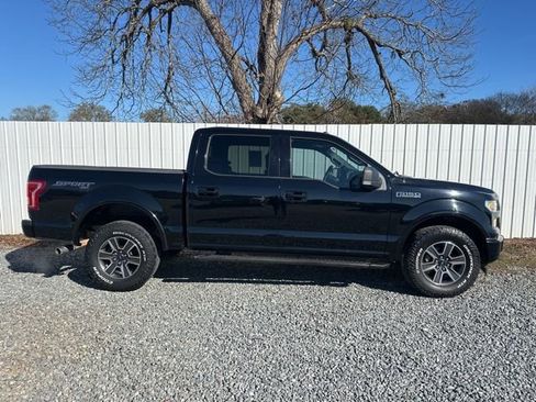 Used 2017 Ford F150 XLT w/ Equipment Group 302A Luxury image 6