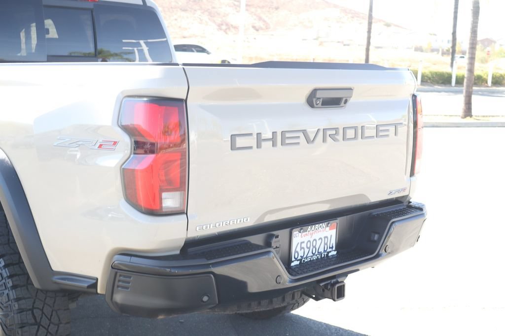 Used 2024 Chevrolet Colorado ZR2 w/ ZR2 Convenience Package III AWD/4WD image 16