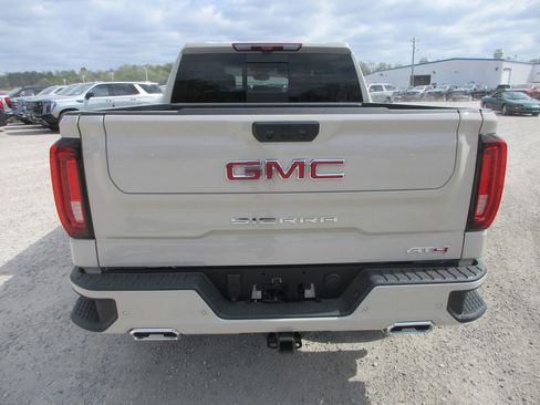 New 2026 GMC Sierra 1500 AT4 w/ AT4 Premium Package image 6