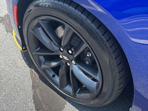 Used 2020 Dodge Charger GT w/ Performance Handling Group RWD image 8