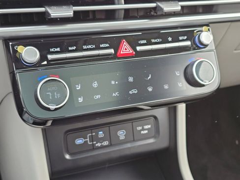 New 2026 Hyundai Tucson Limited image 23