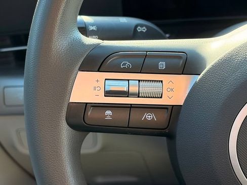 Used 2026 Hyundai Kona SE FWD image 17