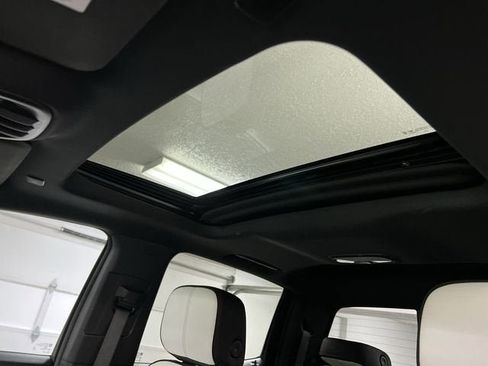 Certified 2024 GMC Canyon AT4X image 19