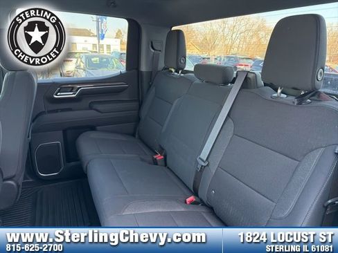 Used 2024 Chevrolet Silverado 1500 LT image 14