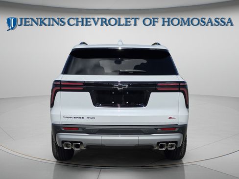 New 2027 Chevrolet Traverse Z71 w/ Driver Confidence Package AWD/4WD image 6