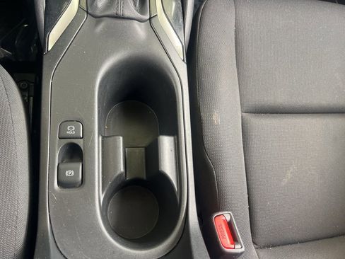 Used 2024 Toyota Corolla LE FWD image 18