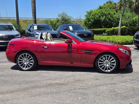 Used 2020 Mercedes-Benz SLC 300 image 8