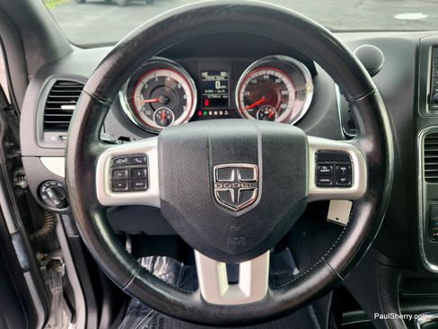 Used 2019 Dodge Grand Caravan GT FWD image 37